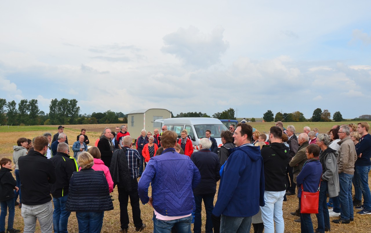 Viele Interessierte Besucher nutzten den Tag des offenen Denkmals zum Besuch der Grabung in Schönthal. Foto: LWL/M. Hahne