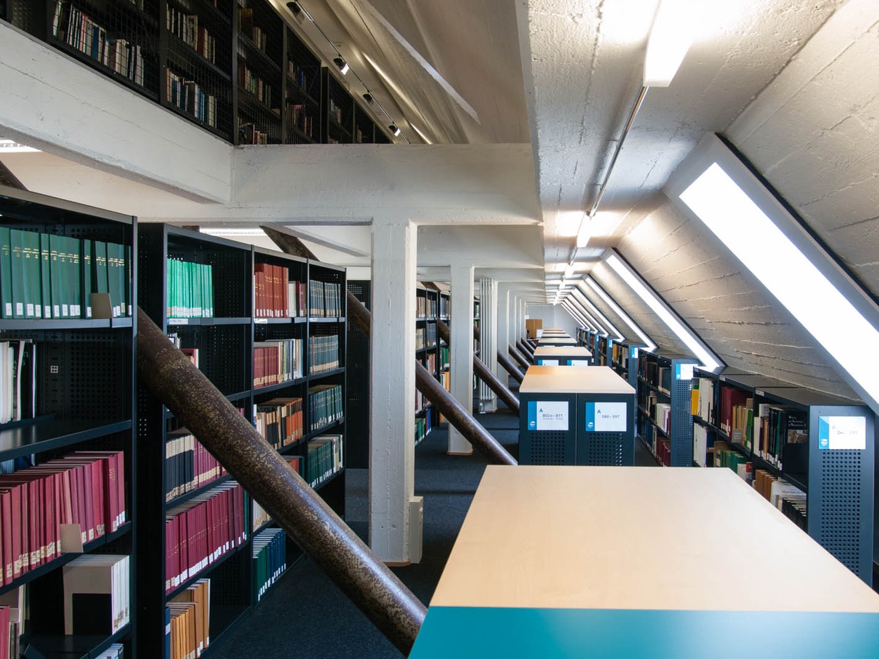 Blick in die Seitenflure (Foto: LWL-Archäologie für Westfalen/S. Brentführer).