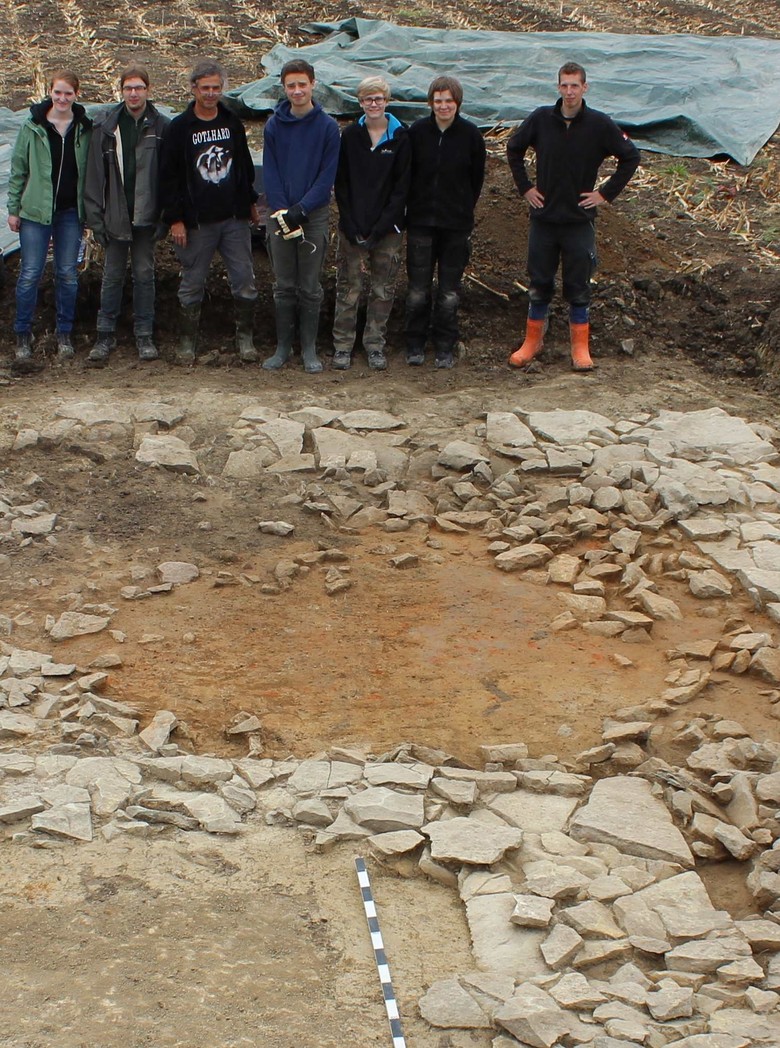 Teamwork ist in der Archäologie ganz wichtig (Foto: E. Cichy)