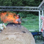Erz! Am Sonntag wird erstmals Erz eingefüllt (Foto: Ruhr-Universität Bochum/Jana Gusella). (vergrößerte Bildansicht wird geöffnet)
