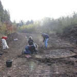 Auch in der kilometerlang geschobenen Zuwegung fanden sich zerstörte Bodendenkmäler … (Foto: LWL-Archäologie für Westfalen/M. Zeiler) (vergrößerte Bildansicht wird geöffnet)