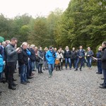 Das gut besuchte Richtfest wurde durch den Bürgerverein Mudersbach und den Heimatverein Niederschelden wesentlich mitgestaltet (Foto: LWL-Archäologie für Westfalen/M. Zeiler). (vergrößerte Bildansicht wird geöffnet)