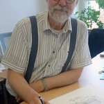 Andreas Müller, Grafiker der Außenstelle Olpe (Foto: LWL-Archäologie für Westfalen/M. Zeiler). (vergrößerte Bildansicht wird geöffnet)